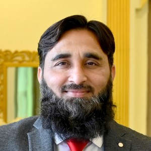 Profile Picture Farrukh Shabbir